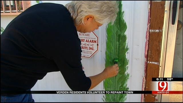 Verden Residents Volunteer To Repaint The Town