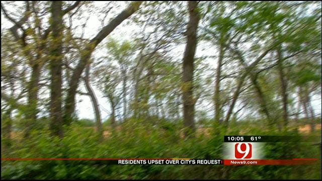 MWC Orders Easement Clean Up, Residents Say No