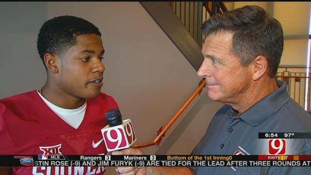 Dean Goes 1-on-1 With Sterling Shepard