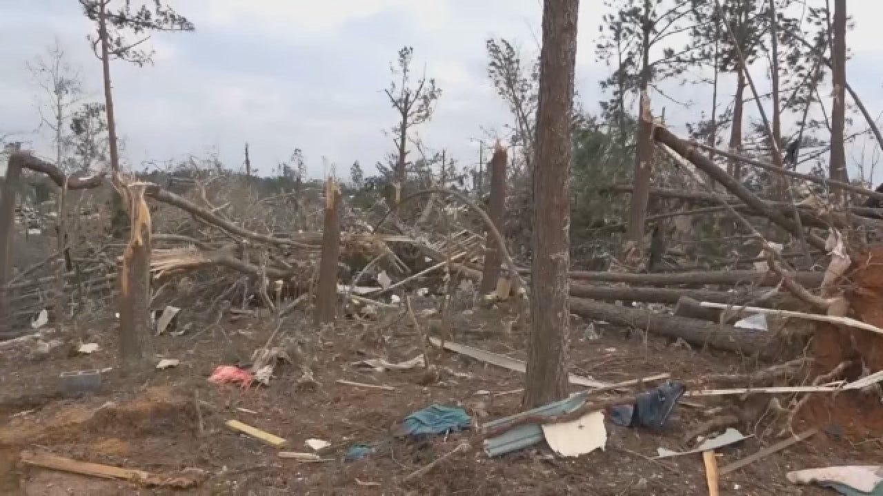 Alabama’s Tornado Dead Range From 6 To 93; 1 Family Lost 7