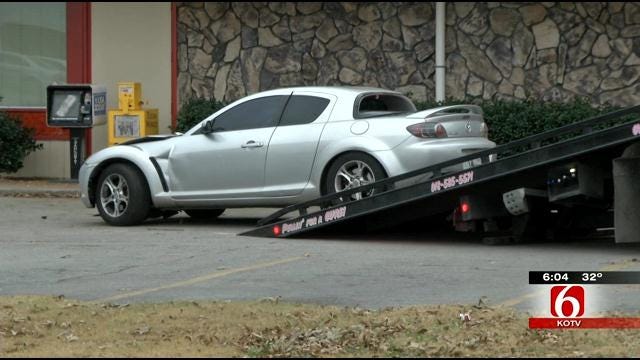 Tulsa Police: Driver Shot In Head, Car Hits Corner Cafe