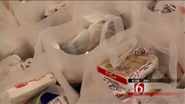 Green Country Agencies Team Up To Provide Thanksgiving Meals To Needy