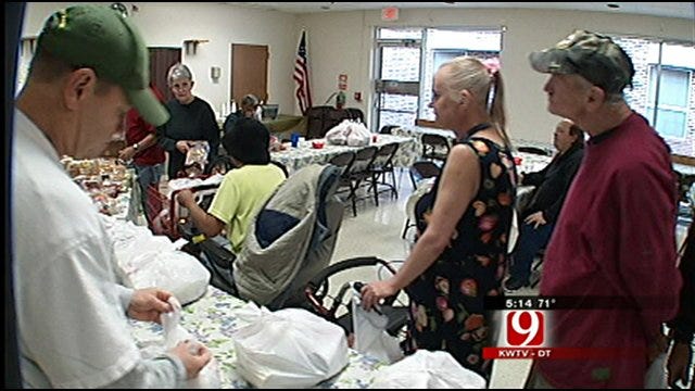 Regional Food Bank Helping 4,000 Oklahoma Seniors With Groceries