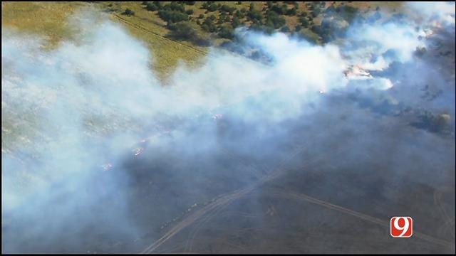 WEB EXTRA: Bob Mills SkyNews 9 Flies Over Grass Fire In Pott. County