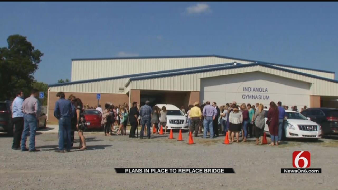 Community Packs High School Gym To Remember NSU Crash Victim