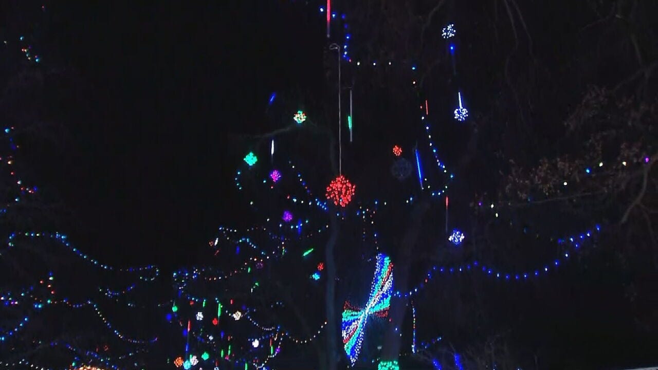 WATCH: Turning On The Christmas Lights At Rhema With Travis Meyer