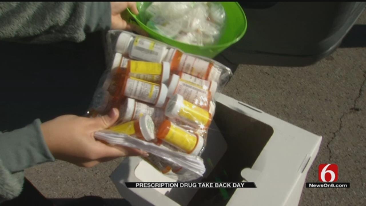 Tulsans Participate In National Prescription Drug Take-Back Day