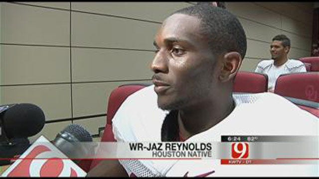 Sooners From Texas Discuss Red River Rivalry