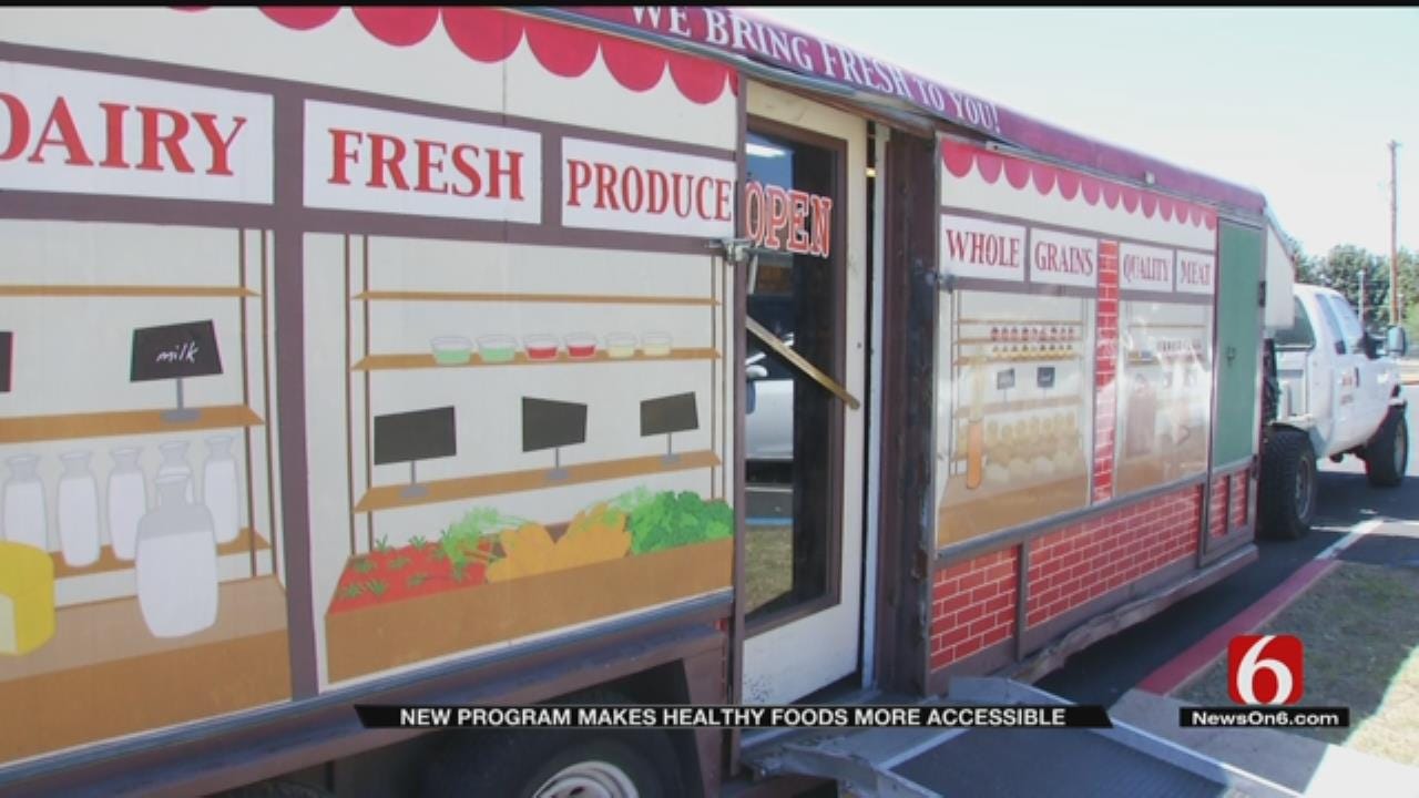 Mobile Market Brings Fresh Produce To Tulsa Food Deserts