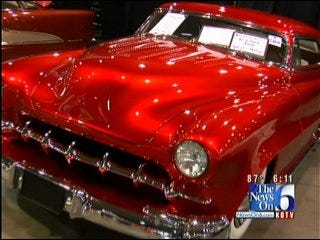 Annual Car Auction Rolls Into Tulsa