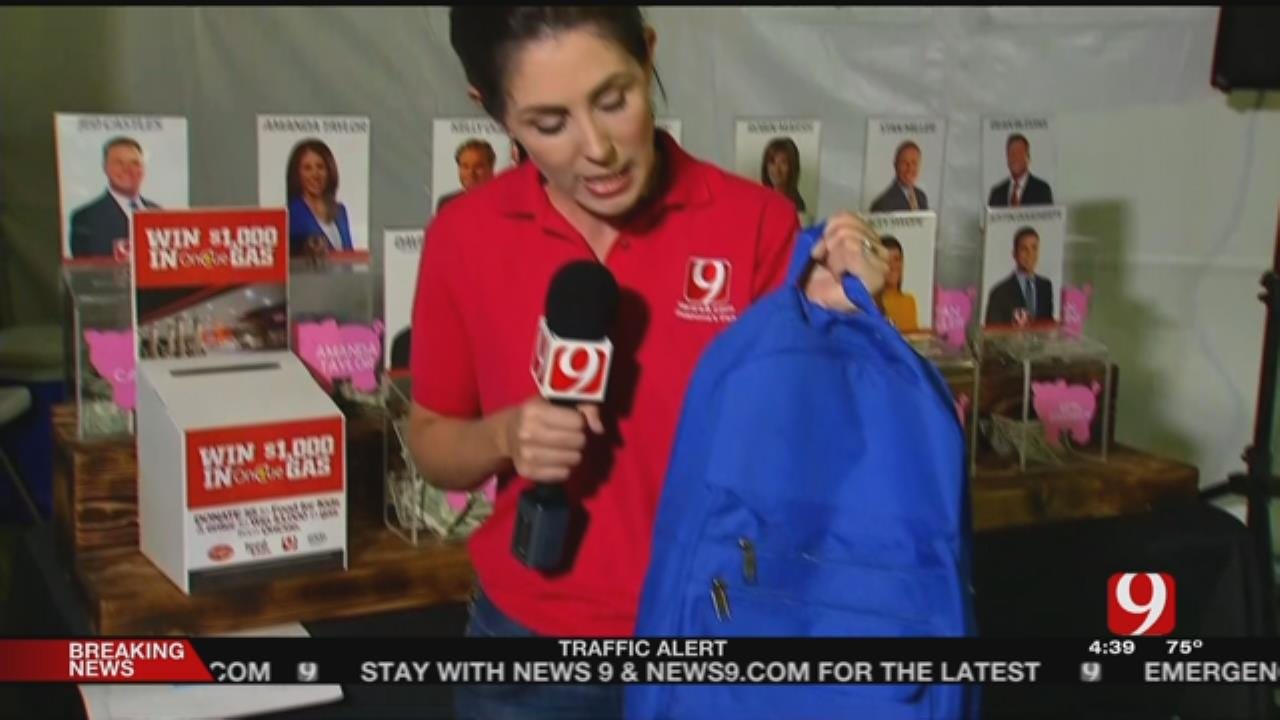 Volunteers Pack Backpacks For Chronically Hungry Oklahoma Kids