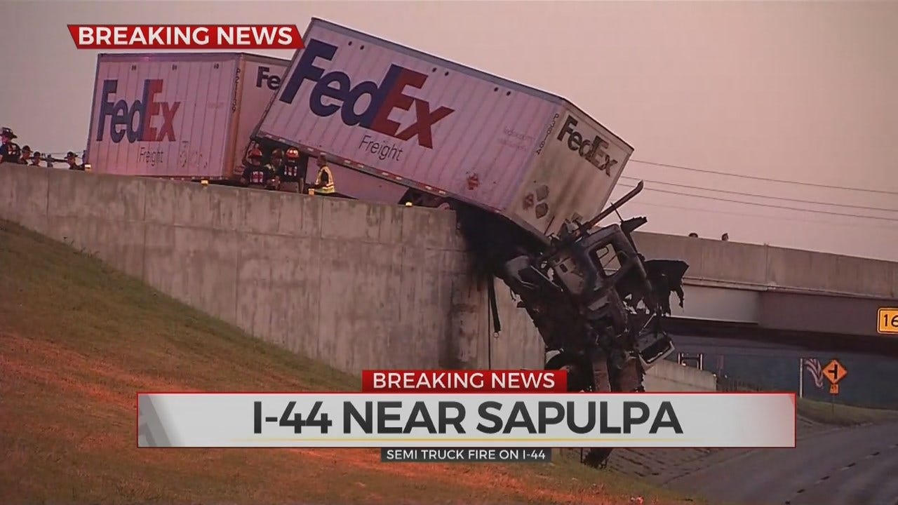 1 Person Dead After Semi Crash On Turner Turnpike