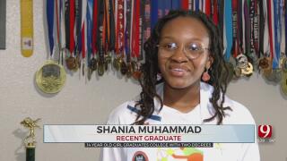 14 Year Old Girl Graduates College With 2 Degrees