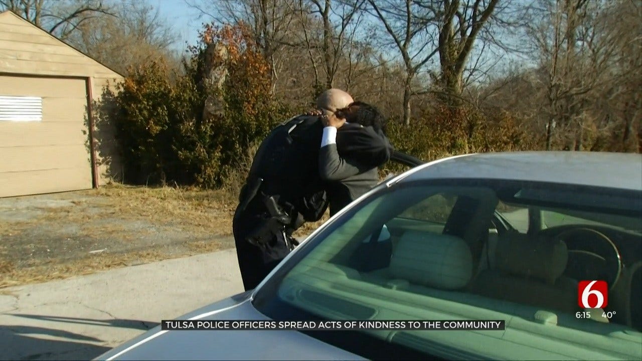 Tulsa Police Officers Make Traffic Stops To Hand Out Gift Cards
