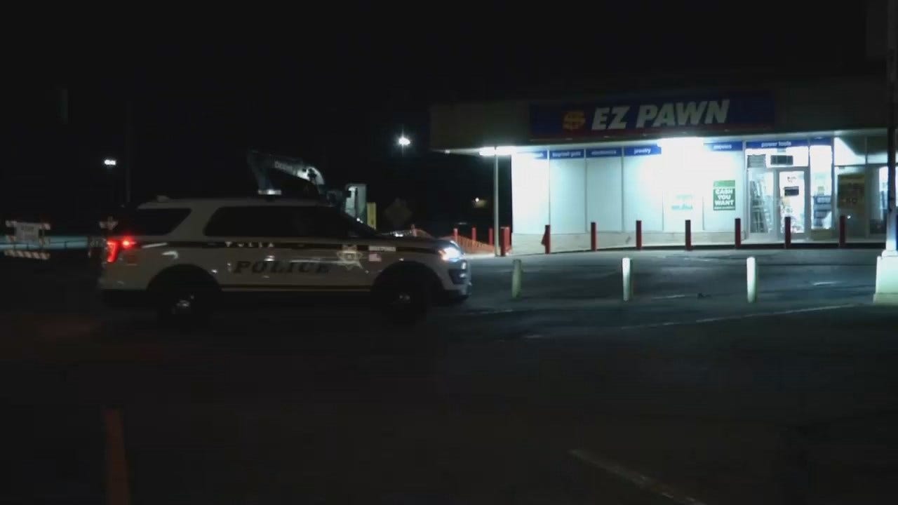 Video From Scene Of Tulsa Pawn Shop Burglary