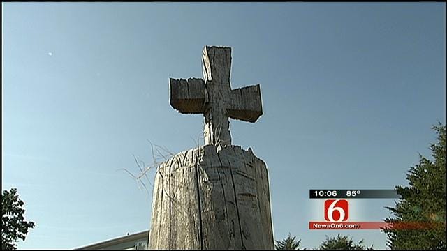 Green Country Evangelist Believes Cross Shielded His Home From Fire
