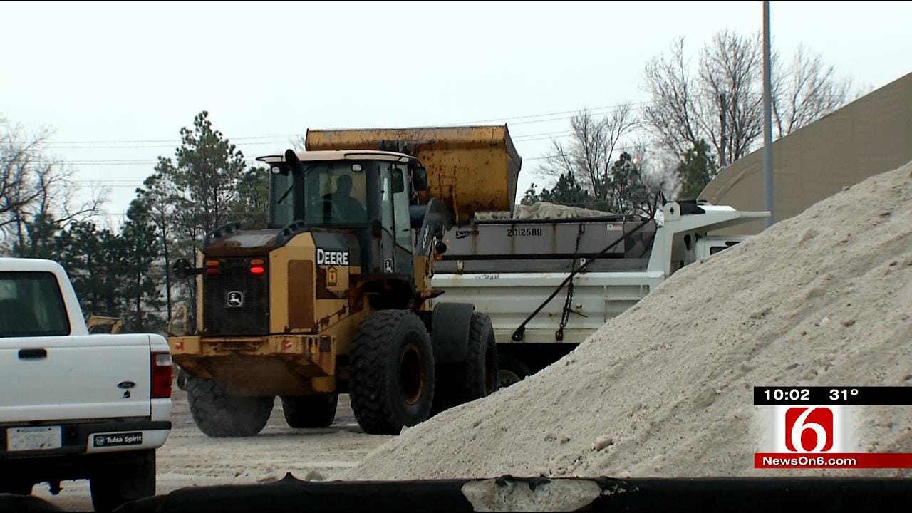 Crews Work To Keep Tulsa Roads Safe For Drivers