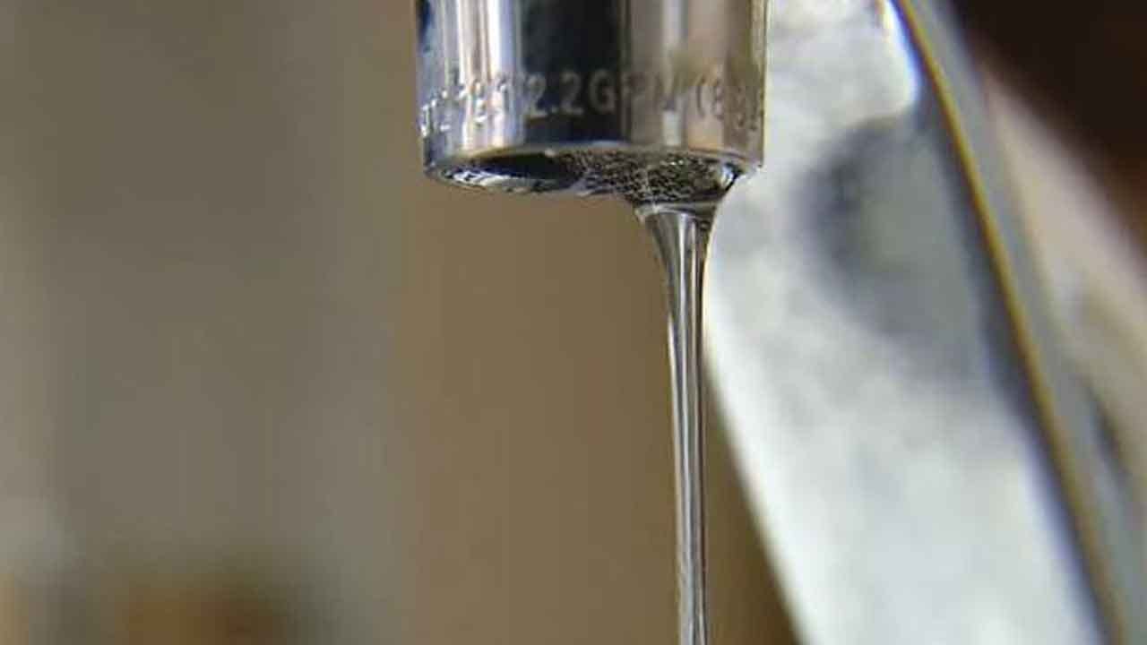 Officials: Entire City Without Water Due To Water Main Break In Holdenville