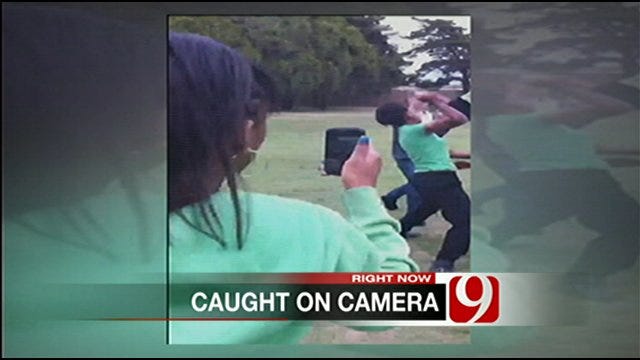 Middle School Students Fighting in Park Caught on Video