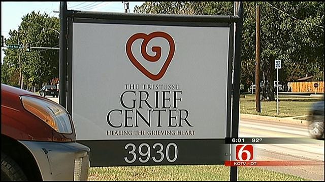 Tristesse Center Of Tulsa Helps The Grieving Recover