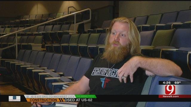 MMA Fighter Teams Up With OKC Organization To 'Fight For People'