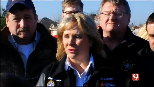 WEB EXTRA: Gov. Fallin Holds News Conference On Moore Storm Damage