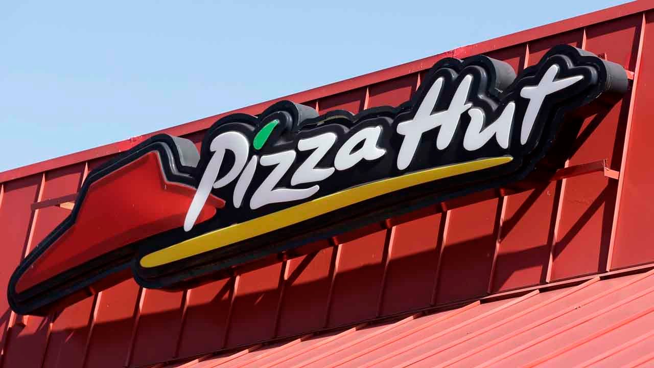 Pizza Hut Closing Some Dine-In Locations