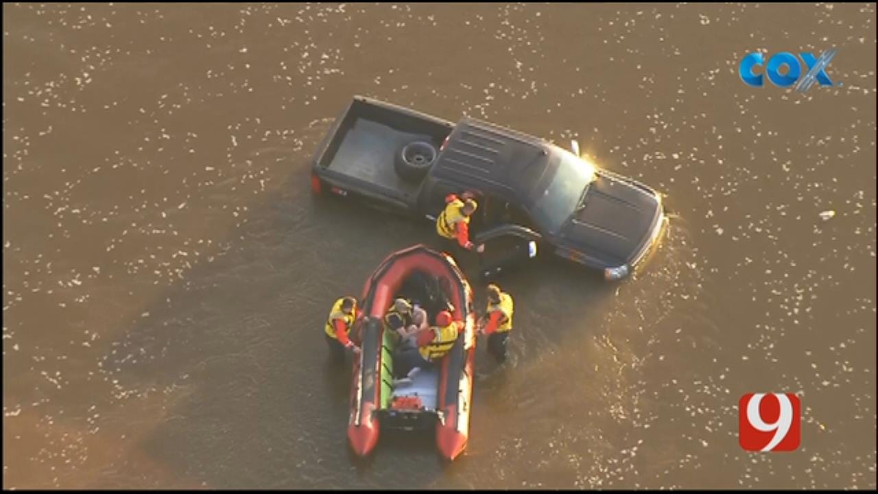 Bob Mills SkyNews 9 Flies Over A Pickup Stuck In A River In NE OKC