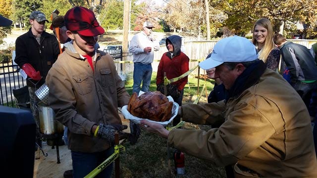 Tulsa Neighborhood Comes Together For Annual 'BevFried Turkey Fry'