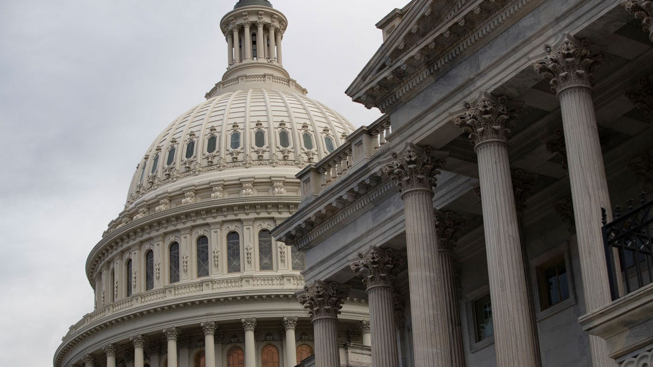Democrats Seize House Control, GOP Holds Senate