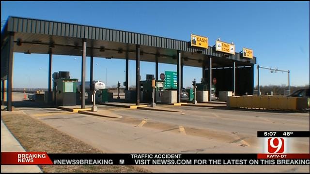 Turnpike Officials Stress Safety After Deadly Toll Booth Accident