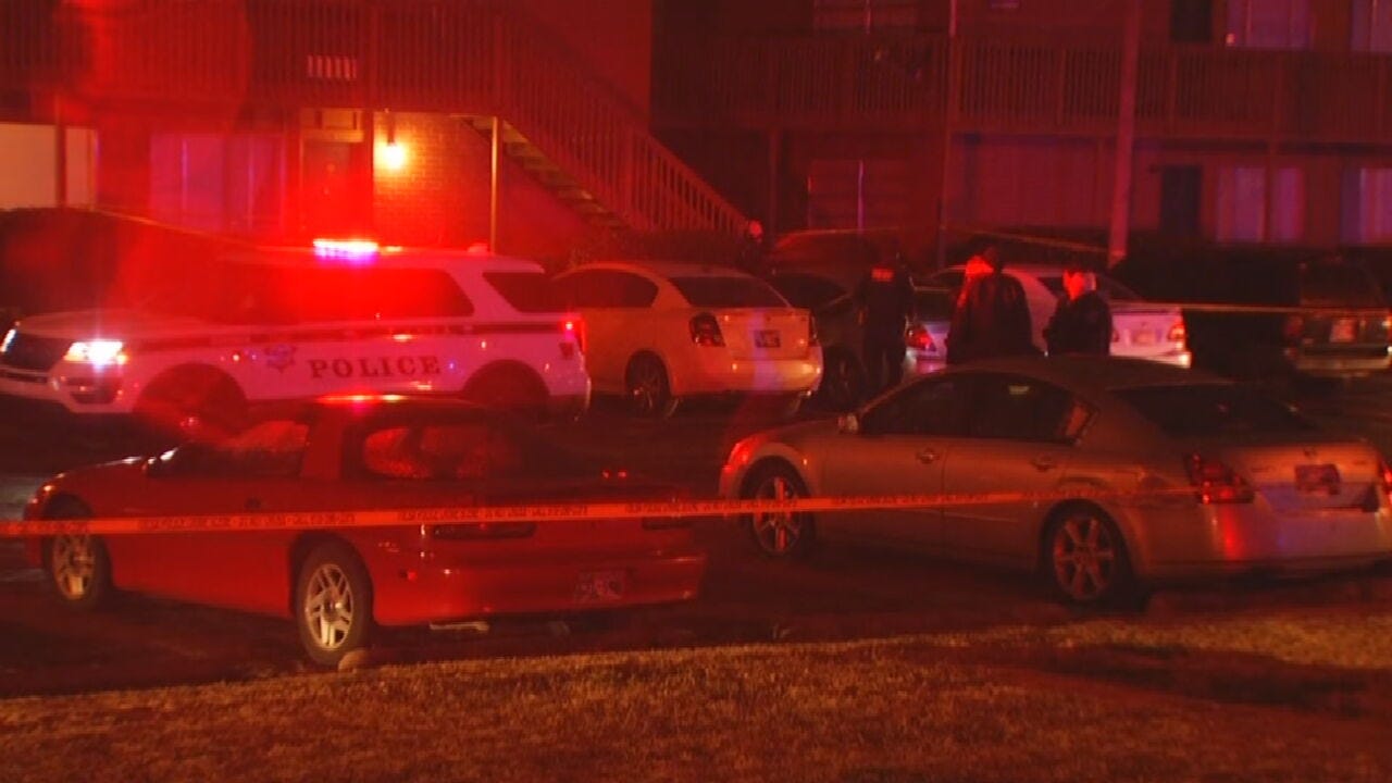 Tulsa Police Investigating After Teen Shot At Meadowbrook Apartments