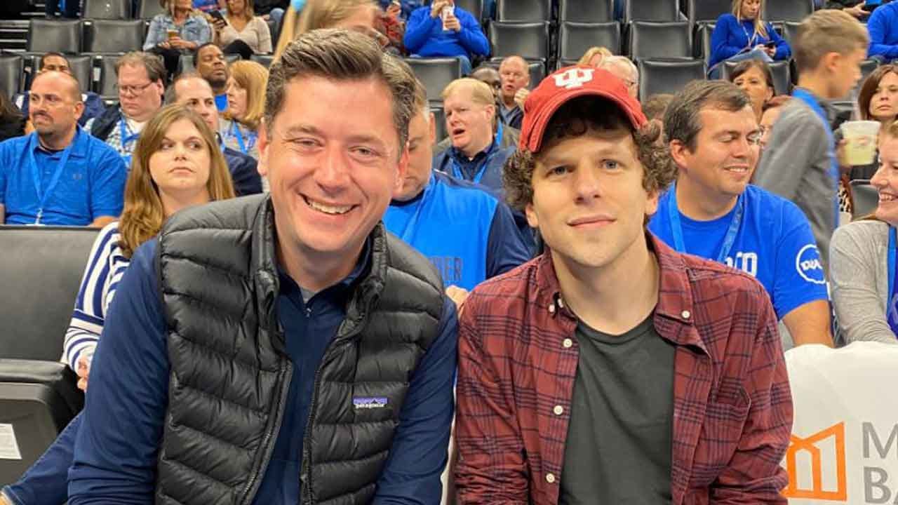 Check This Out: Actor Jesse Eisenberg Courtside At Thunder Game With Mayor Holt