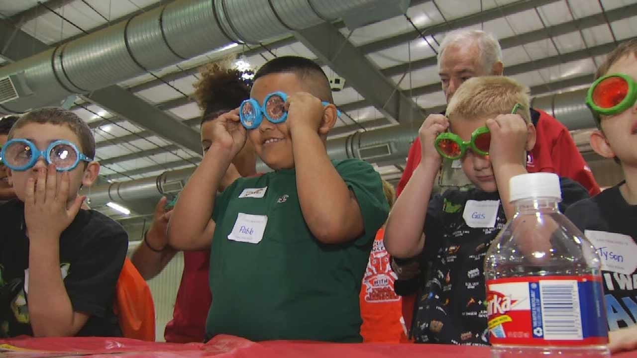 Tulsa-Area Kids Learn More About Bugs At Insect Expo