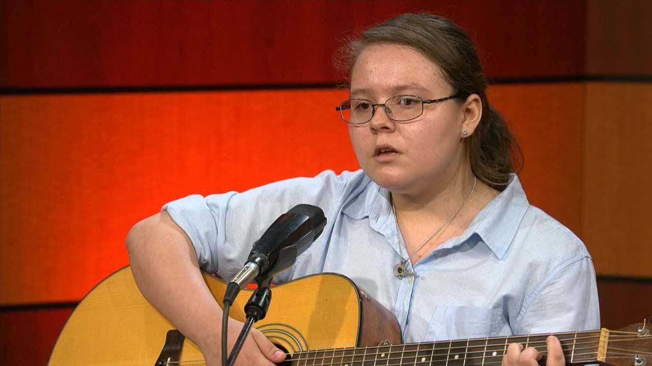 WEB EXTRA: Harley Gwin Performs In 6 In The Morning