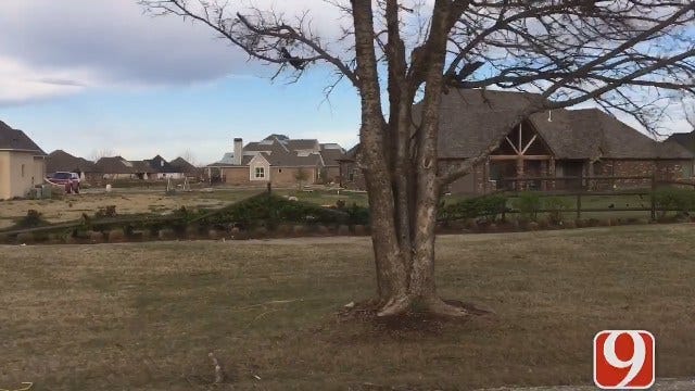 WEB EXTRA: Cleanup Begins In Neighborhood When Tornado Touched Down