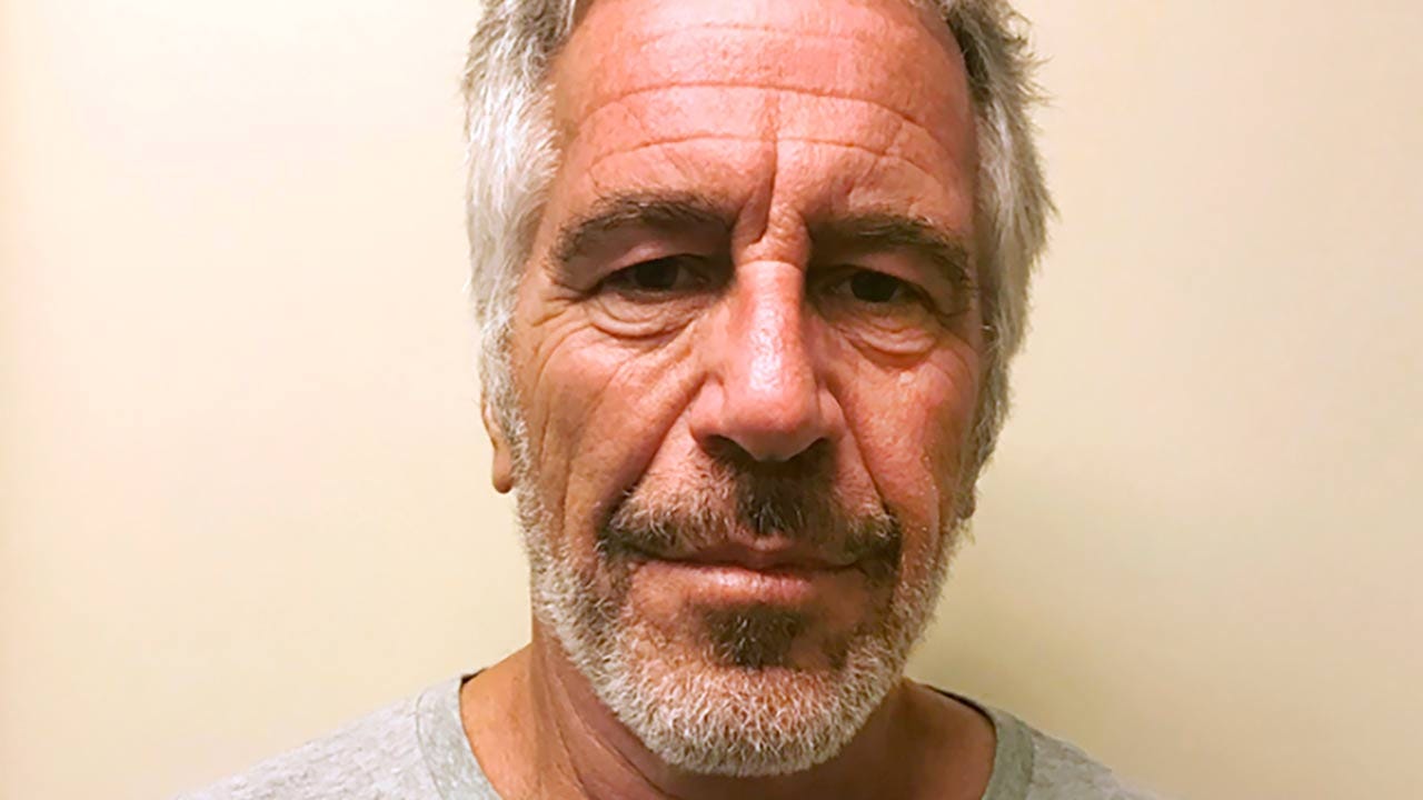 Records: Epstein signed will 2 days before jailhouse suicide