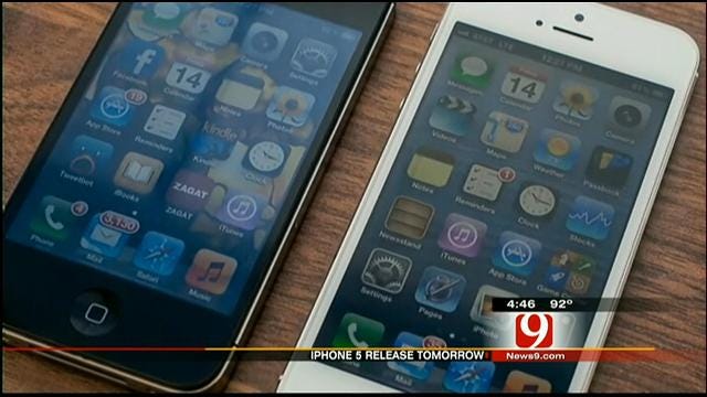 Apple's I-Phone 5 Goes On Sale Friday