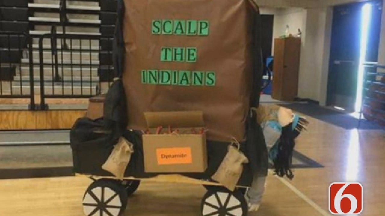 Emory Bryan Reports On Coweta 'Scalp The Indians' Homecoming Float