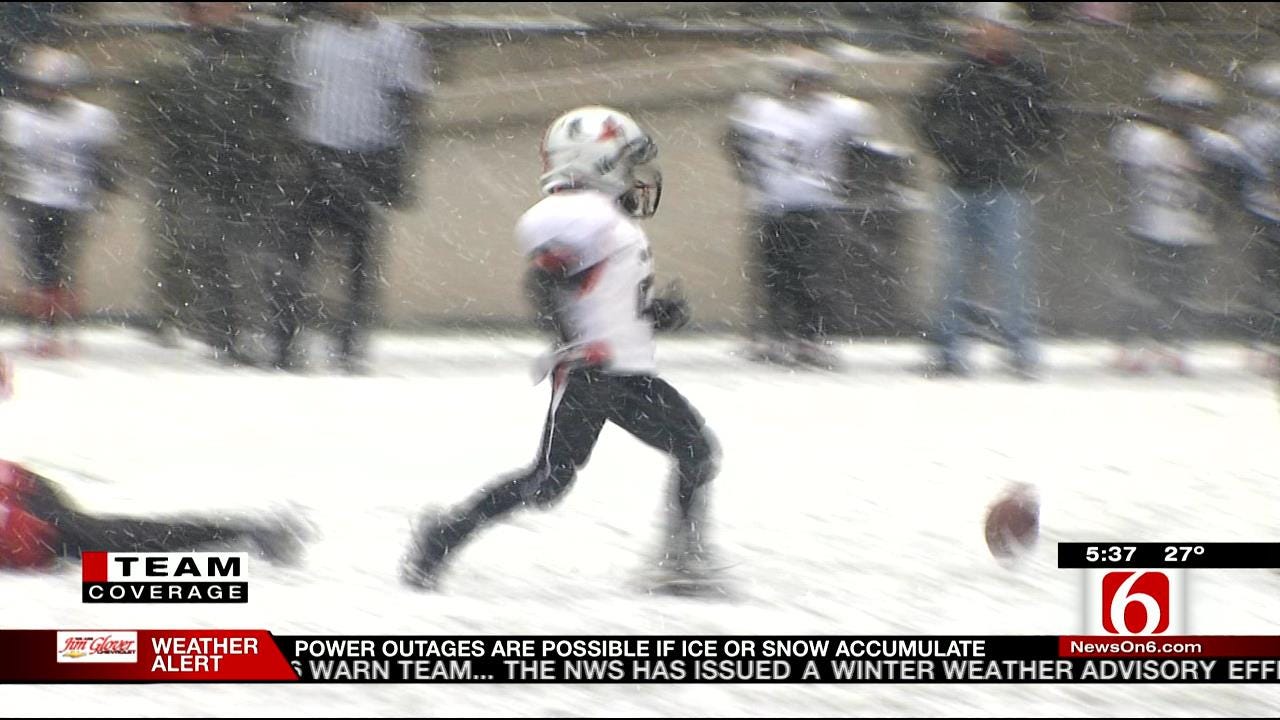 Tough Kids Brave Snow, Temps To Fight For Sooner Classic Championship