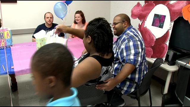 Tulsa VA Holds Baby Shower For Veterans Who Are New Moms