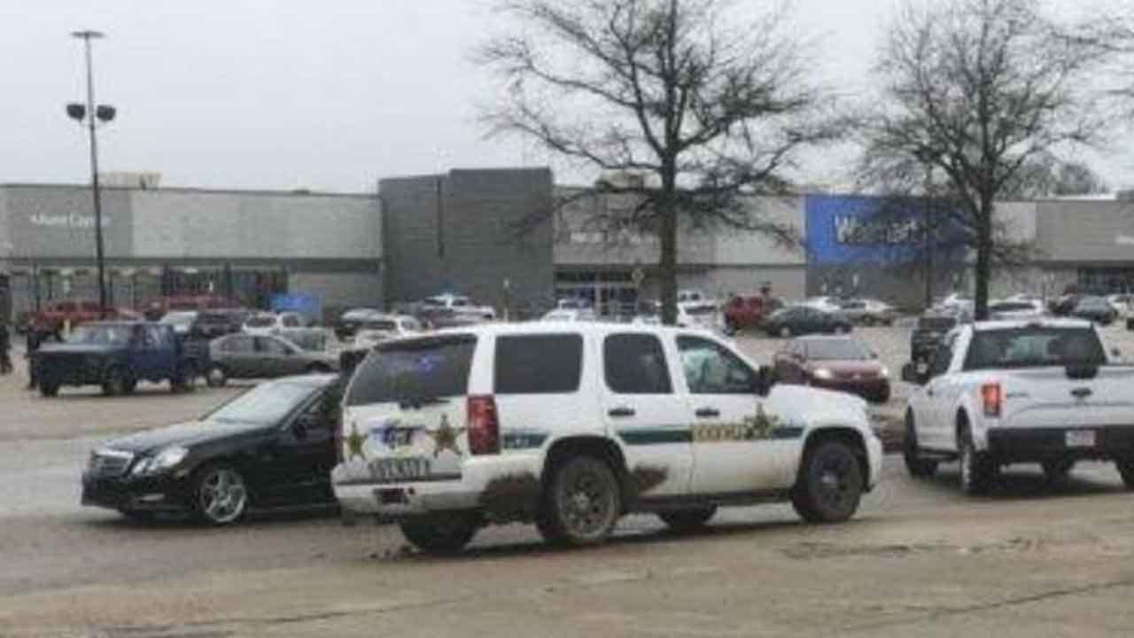 2 Officers Shot, Suspect Killed In Shooting At Arkansas Walmart