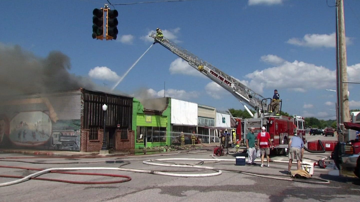Locust Grove Community Reacts To Downtown Fire