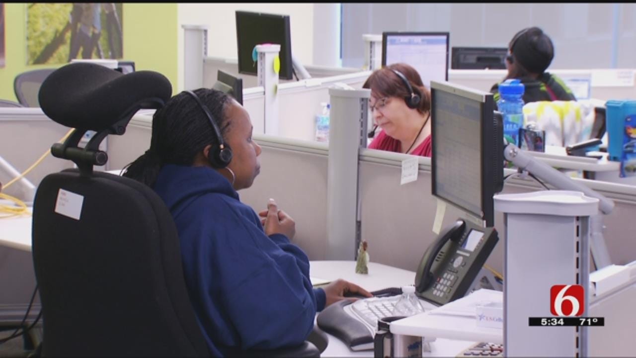 Tulsa Call Center Works On Christmas To Assist Customers