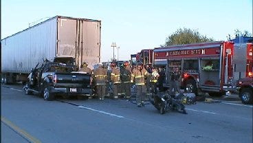 WEB EXTRA: I-44 Crash Kills 1, Injures 2