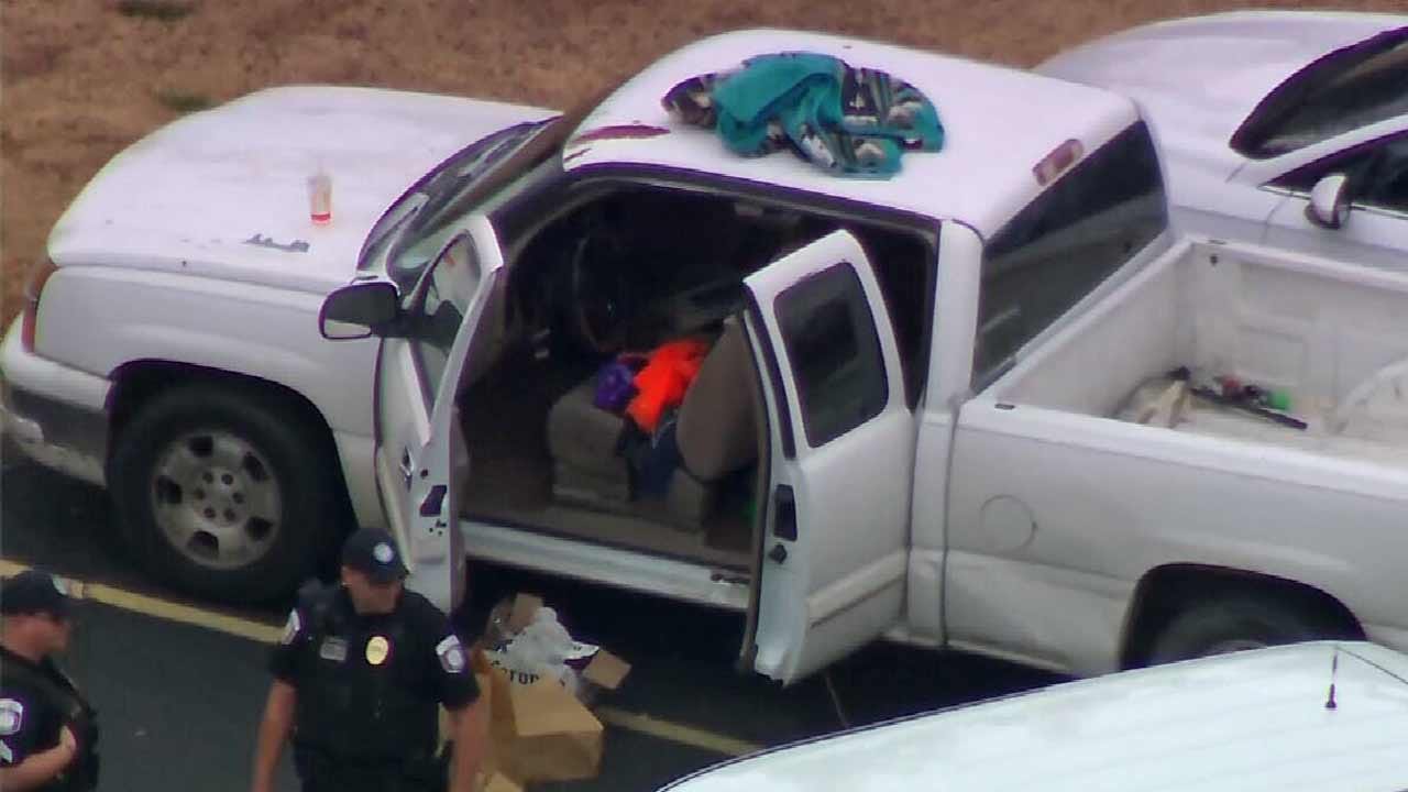 WATCH: Jenks Campus Police Stop Vehicle With Drugs, Guns Inside