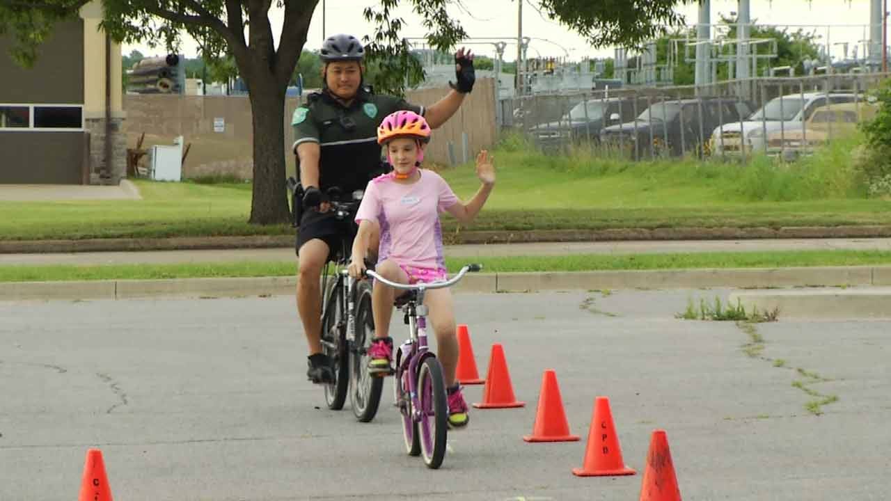 Claremore Police Holds Bicycle Rodeo Class For Kids