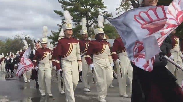 WEB EXTRA: Jenks Marching Band In Christmas Parade