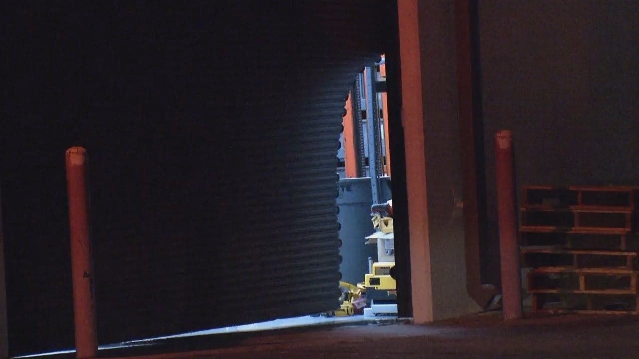 WEB EXTRA: Video From Scene Of Tulsa Tool Repair Store Burglary Attempt