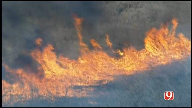 WEB EXTRA: Sky News 9 Flies Over Grass Fire Near Home In NW OKC